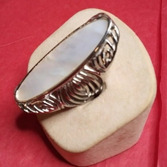 Howlite Look Marbled Gray White‎ Silver Tone Ring Size 7.5 (1a4) - Picture 2 of 5